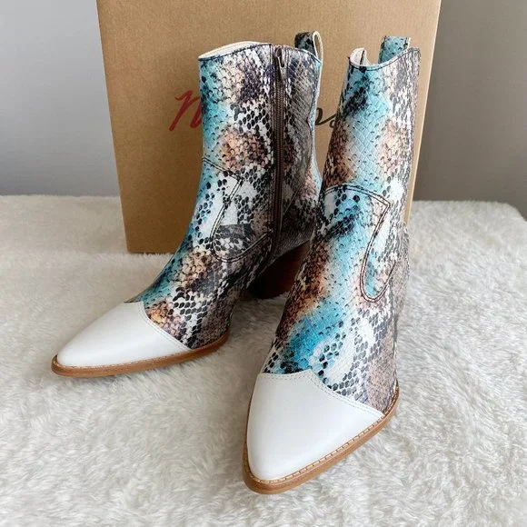 Matisse Desire Women's White-Multi Leather Bootie, Size 8.5M
